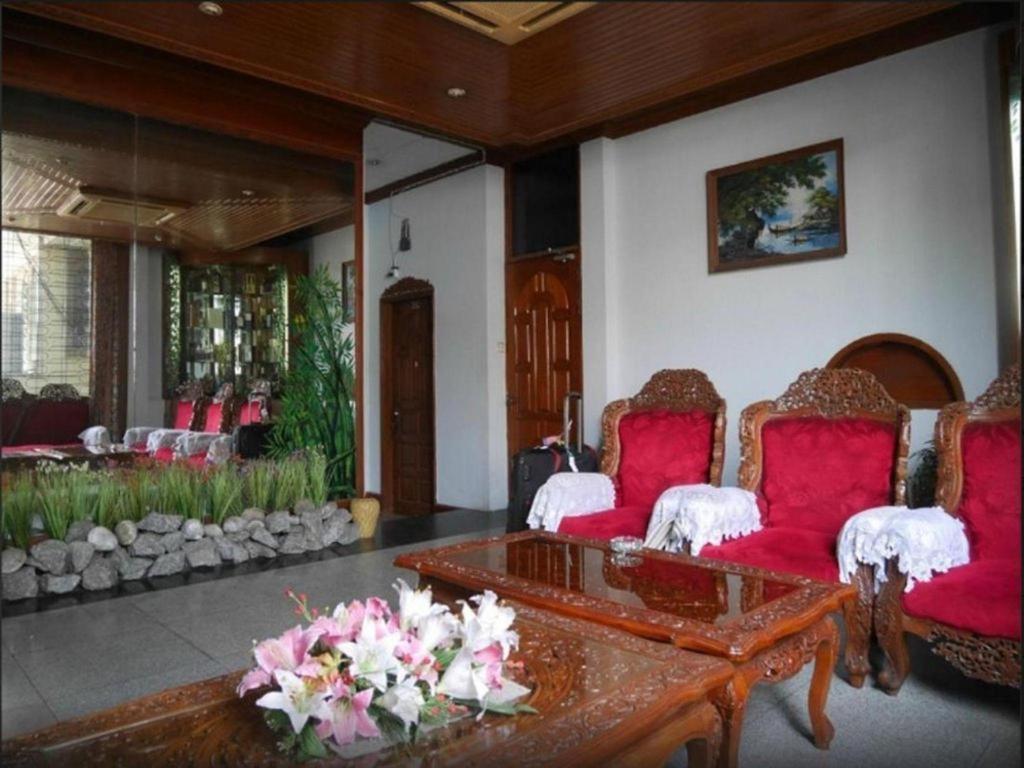 Excel Palace Hotel Yangon Exterior photo